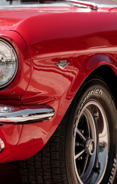 Carros Antigos: A Paixão pelo Antigomobilismo e a Restauração de Veículos Clássicos